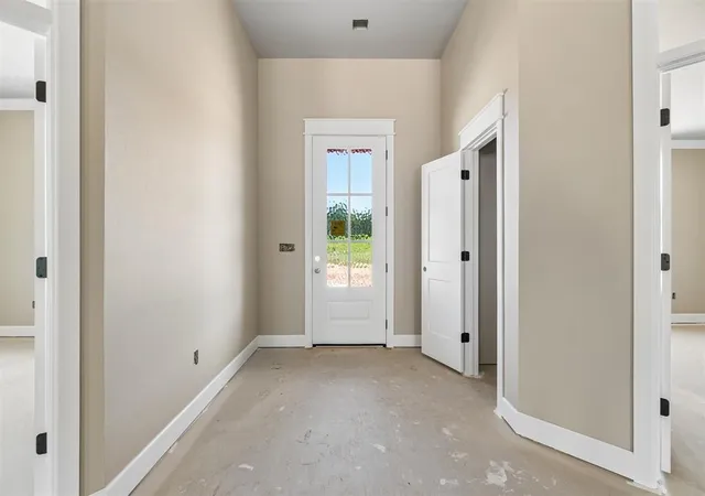 Photo 3 of Single family home for sale at 11824 Setenta Grv Cir, Oklahoma City, OK 73150 | MLS# 1240471 | Listing updated on 2026-08-28