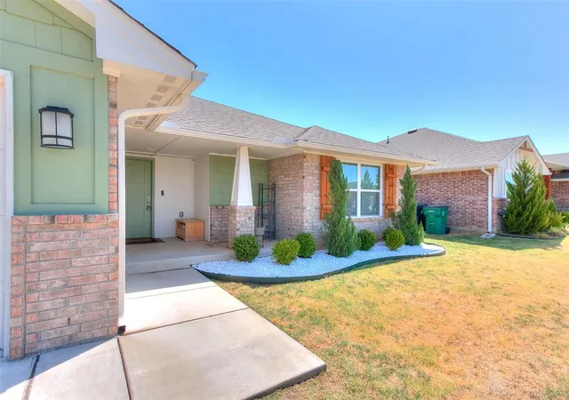 Photo 2 of Single family home for sale at 8608 Nw 77th Street, Oklahoma City, OK 73132 | MLS# 1240474 | Listing updated on 2026-10-19