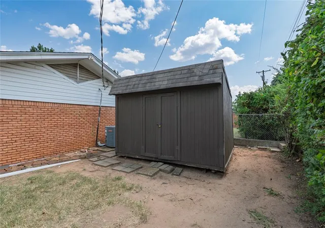 Photo 3 of Single family home for sale at 1848 N Pennsylvania Ave, Shawnee, OK 74804 | MLS# 1240497 | Listing updated on 2026-08-13