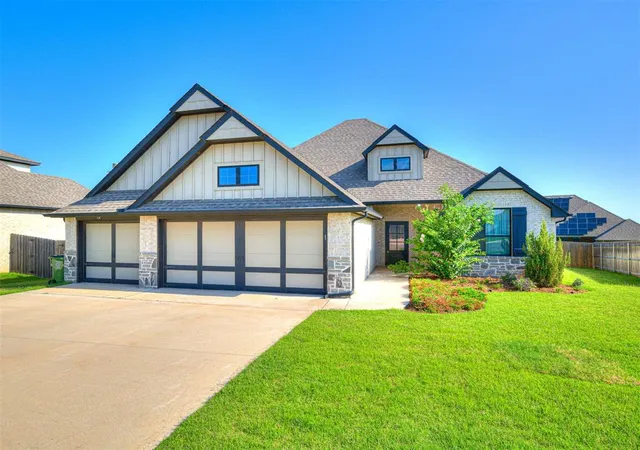 Photo 2 of Single family home for sale at 4305 Nw 156th Place, Edmond, OK 73013 | MLS# 1240498 | Listing updated on 2026-10-06