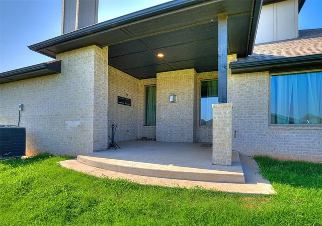 Photo 4 of Single family home for sale at 4305 NW 156th Place, Edmond, OK 73013 | MLS# 1240498 | Listing updated on 2026-10-06