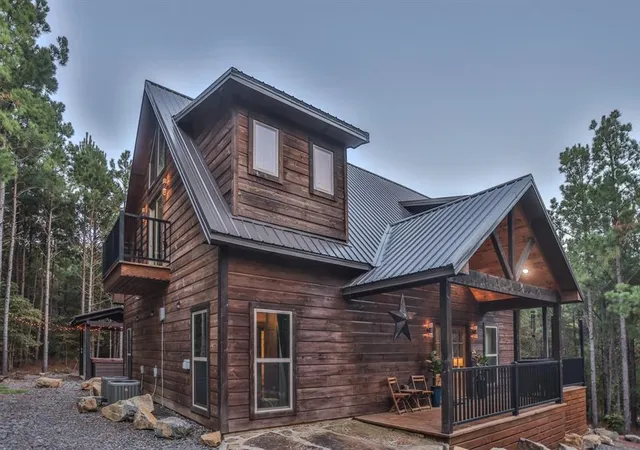 2nd image of 108 Bear Elm Trl, Broken Bow, OK 74728 | MLS# 1240504