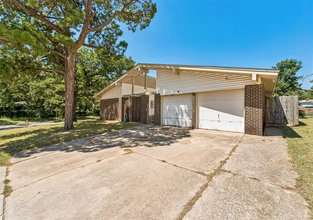 Photo 3 of Sale Pending at 1701 Rolling Ridge, Bethany, OK 73008 | MLS# 1240508 | Listing updated on 2026-09-15