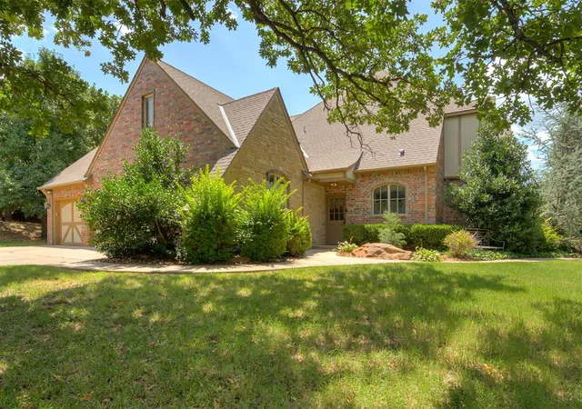 Photo 3 of Single family home for sale at 1956 Ella Ct, Edmond, OK 73034 | MLS# 1240510 | Listing updated on 2026-09-19
