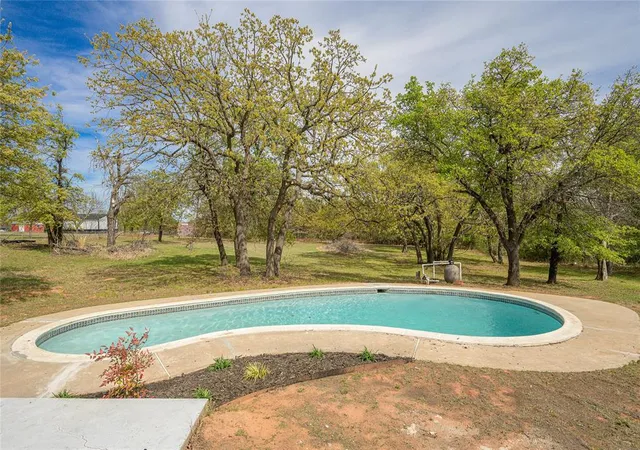 29th image of 1172 Woodcrest Dr, Harrah, OK 73045 | MLS# 1240520