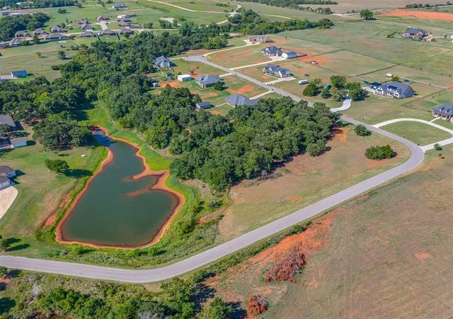 2nd image of 2734 Hidden Ln, Blanchard, OK 73010 | MLS# 1240524