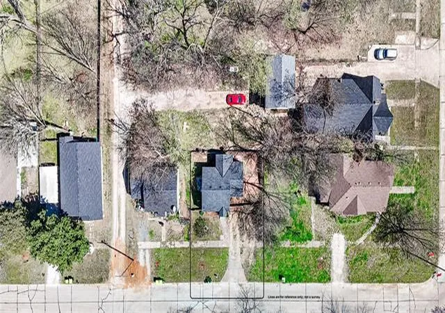 2nd image of 512 N Francis St, Ada, OK 74820 | MLS# 1240529
