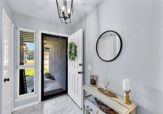 Photo 3 of Single family home for sale at 10208 Bradford Way, Yukon, OK 73099 | MLS# 1240553 | Listing updated on 2026-09-17