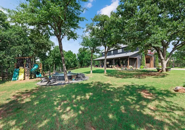 Photo 2 of Single family home for sale at 21300 N Hiwassee Rd, Arcadia, OK 73007 | MLS# 1240556 | Listing updated on 2026-07-23