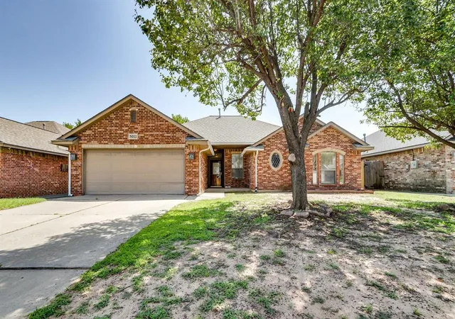 Photo 1 of Single family home for sale at 5012 Eric Dr, Oklahoma City, OK 73135 | MLS# 1240560 | Listing updated on 2026-07-29