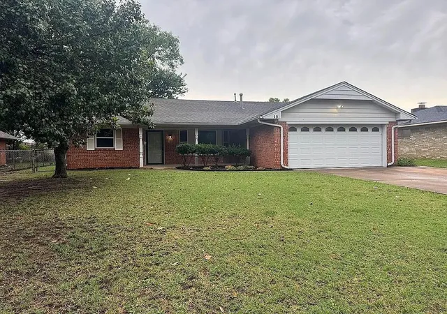 1st image of 15 Mojave Dr, Shawnee, OK 74801 | MLS# 1240570