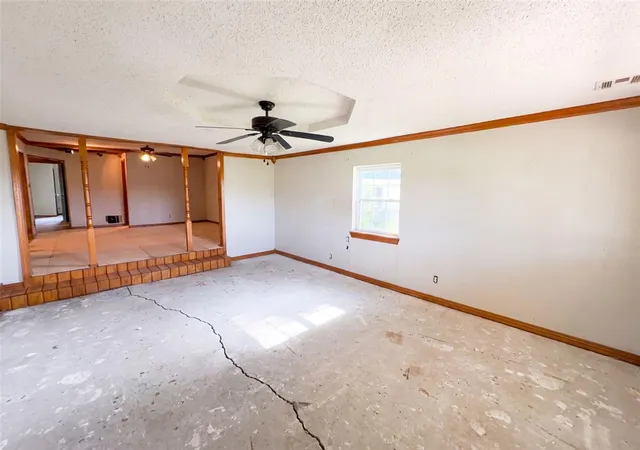 3rd image of 20509 E Reno Ave, Harrah, OK 73045 | MLS# 1240574
