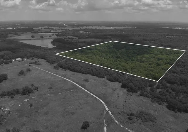 2nd image of 131 Eastwest, Wewoka, OK 74884 | MLS# 1240579