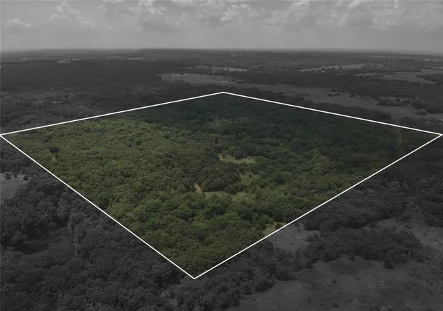 4th image of 131 Eastwest, Wewoka, OK 74884 | MLS# 1240579