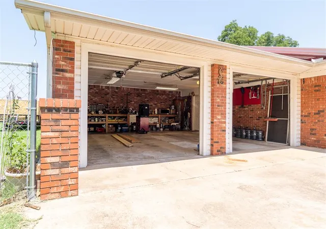 37th image of 804 North St, Maysville, OK 73057 | MLS# 1240599