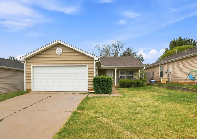Photo 3 of Single family home for sale at 2417 Desert Willow Ter, Norman, OK 73071 | MLS# 1240602 | Listing updated on 2026-10-07