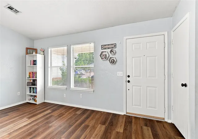 Photo 4 of Single family home for sale at 2417 Desert Willow Ter, Norman, OK 73071 | MLS# 1240602 | Listing updated on 2026-10-07