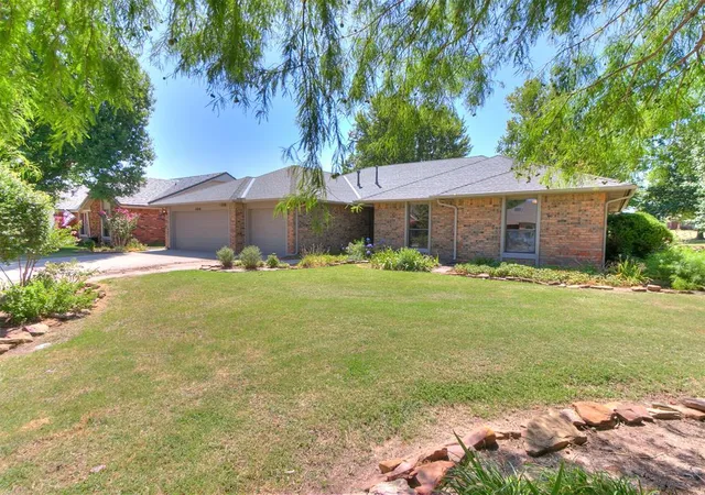1st image of 11616 Hackney Ln, Yukon, OK 73099 | MLS# 1240616