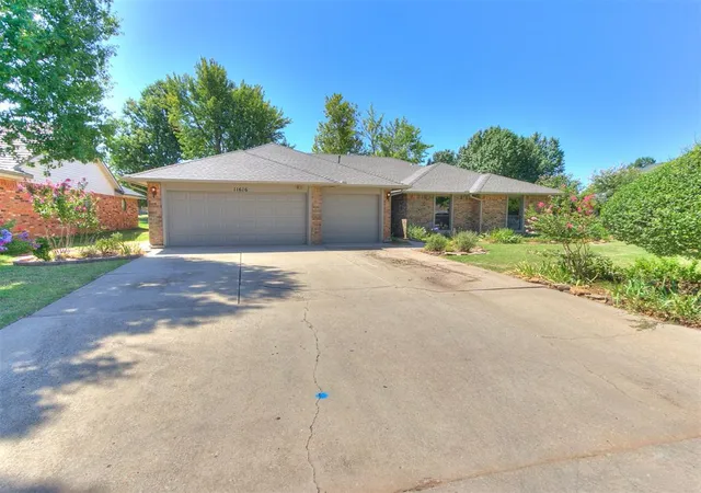 4th image of 11616 Hackney Ln, Yukon, OK 73099 | MLS# 1240616