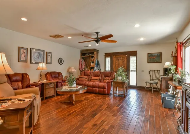 4th image of 21372 Santa Fe Ave, Purcell, OK 73080 | MLS# 1240621