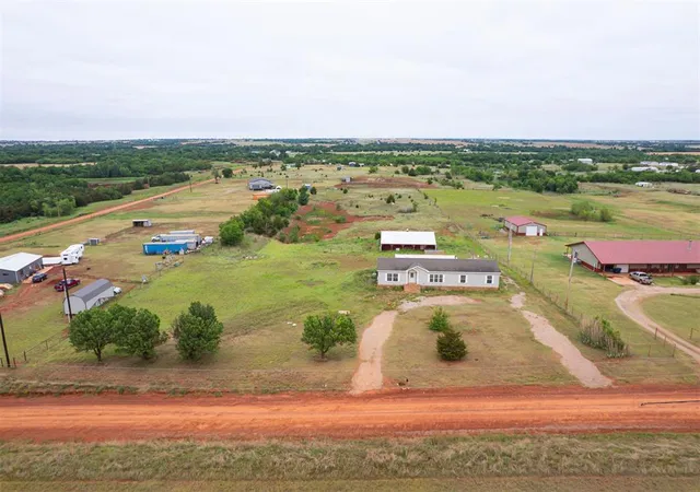 1st image of 18186 W Charter Oak Rd, Cashion, OK 73016 | MLS# 1240627