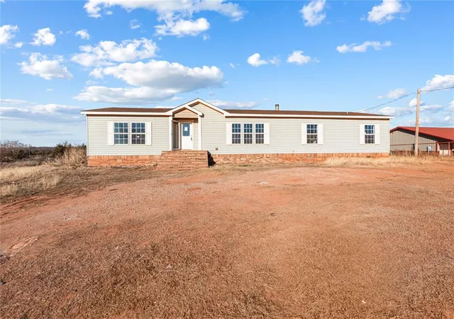 4th image of 18186 W Charter Oak Rd, Cashion, OK 73016 | MLS# 1240627