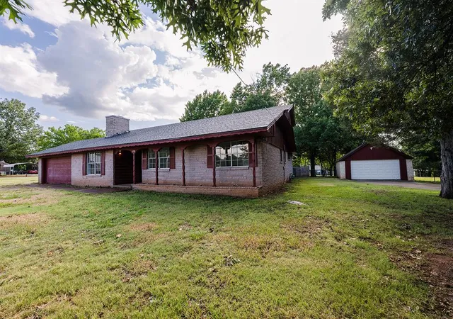 46th image of 1108 Wilson Ave, Maysville, OK 73057 | MLS# 1240644