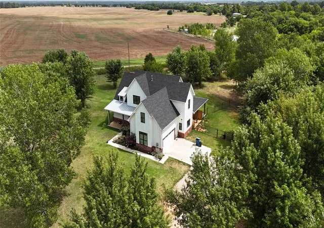 38th image of 124 Kevin Ln, Tuttle, OK 73089 | MLS# 1240658