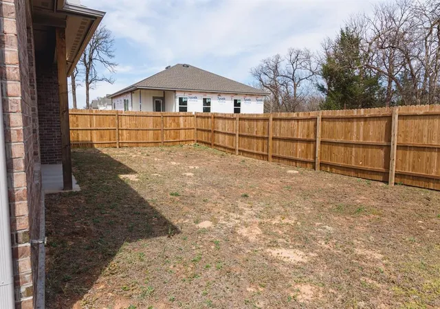 Photo 29 of Single family home for sale at 512 Remington Ave, Jones, OK 73049 | MLS# 1240662 | Listing updated on 2026-08-19