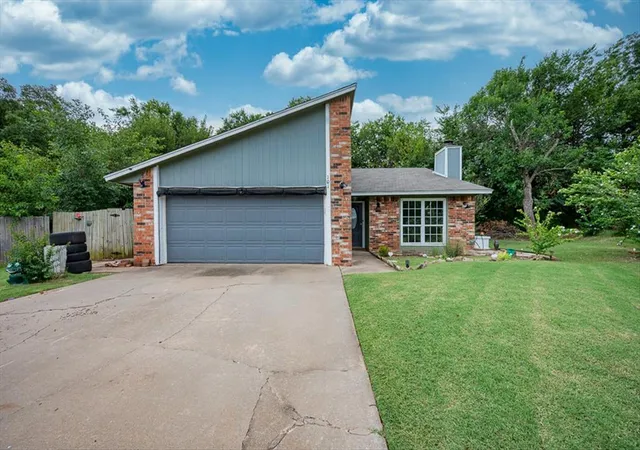 2nd image of 101 Stonewood Dr, Noble, OK 73068 | MLS# 1240664