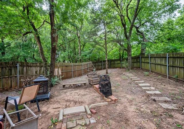 31st image of 101 Stonewood Dr, Noble, OK 73068 | MLS# 1240664