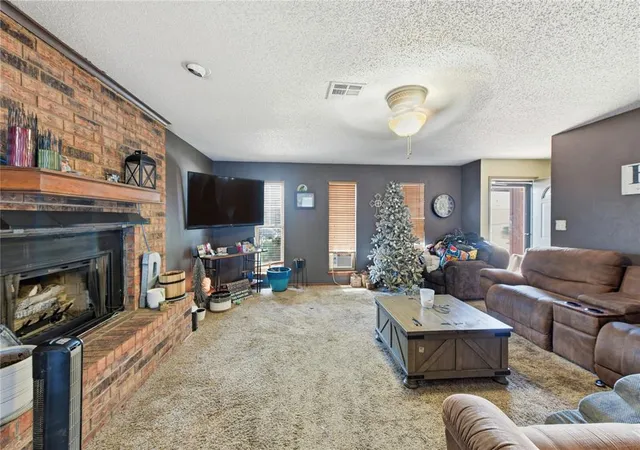 3rd image of 2058 W 7th Place, Elk City, OK 73644 | MLS# 1240687