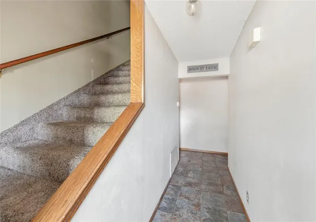 4th image of 2058 W 7th Place, Elk City, OK 73644 | MLS# 1240687