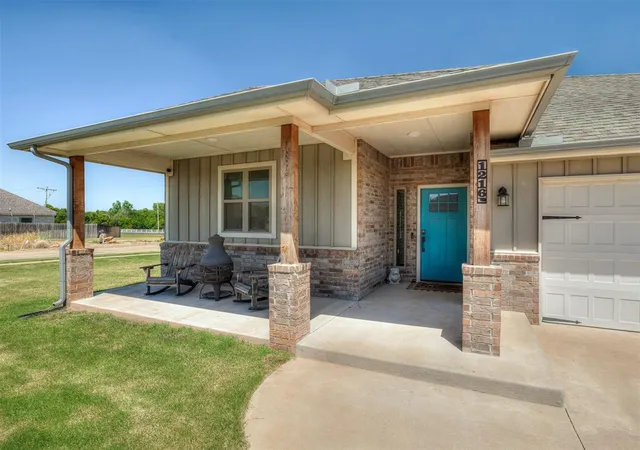 2nd image of 1216 N Taylor Wy, Mustang, OK 73064 | MLS# 1240688