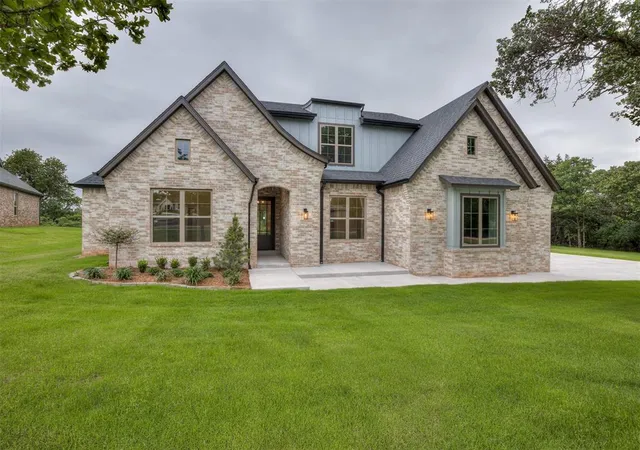 3rd image of 13025 Stagecoach Trl, Arcadia, OK 73007 | MLS# 1240695