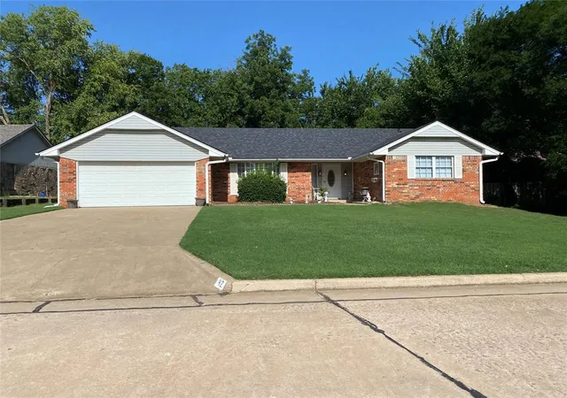 Photo 3 of Single family home for sale at 42 Northridge Rd, Shawnee, OK 74804 | MLS# 1240696 | Listing updated on 2026-09-21