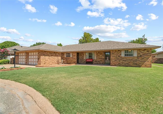 4th image of 1316 Caudill Dr, Watonga, OK 73772 | MLS# 1240722
