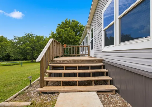 3rd image of 30071 Neal Rd, Wanette, OK 74878 | MLS# 1240726