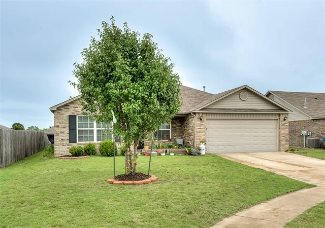 2nd image of 1700 Bartlett Dr, Newcastle, OK 73065 | MLS# 1240731