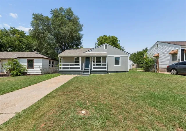 image of 3913 Se 24th St, Oklahoma City, OK 73115 | MLS# 1240742