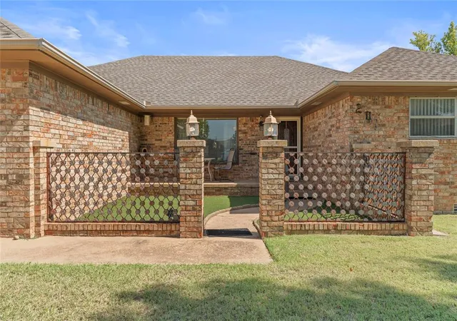 3rd image of 201 Rice Dr, Watonga, OK 73772 | MLS# 1240744