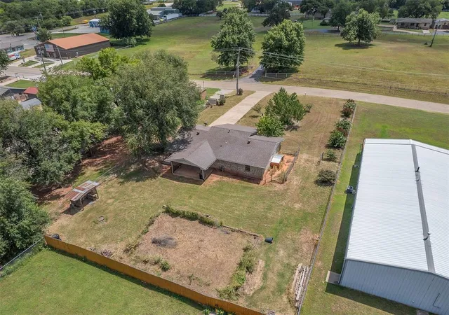 50th image of 216 W Seward Rd, Guthrie, OK 73044 | MLS# 1240745