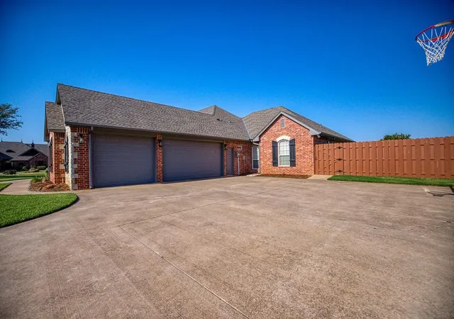 4th image of 606 Frank Dr, Okarche, OK 73762 | MLS# 1240755