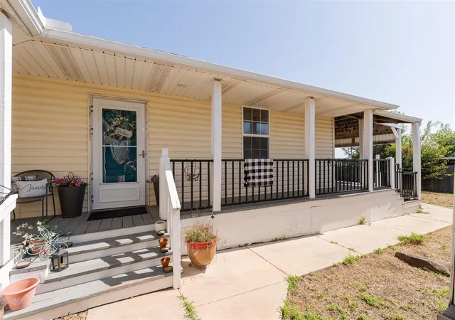 2nd image of 9601 Westview Dr, Lexington, OK 73051 | MLS# 1240762