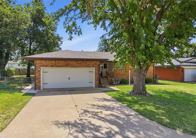 3rd image of 1113 Clearview Dr, Kingfisher, OK 73750 | MLS# 1240771