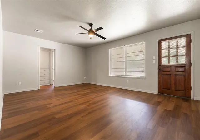 Photo 3 of Sale Pending at 1421 Sw 52nd Street, Oklahoma City, OK 73119 | MLS# 1240781 | Listing updated on 2026-08-14