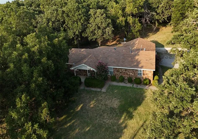 Photo 1 of Single family home for sale at 16701 Ne 23rd Street, Choctaw, OK 73020 | MLS# 1240782 | Listing updated on 2026-08-12