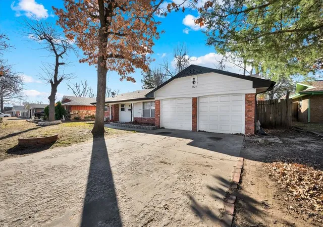 Photo 1 of Single family home for sale at 7724 Nw 26th Street, Bethany, OK 73008 | MLS# 1240796 | Listing updated on 2026-09-08