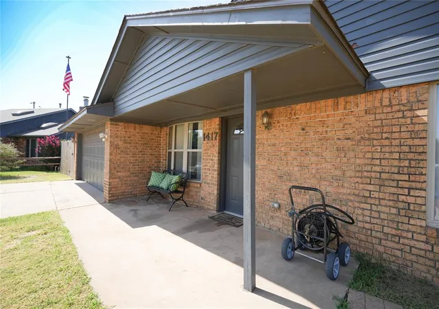 Photo 3 of Sale Pending at 1417 Allyson Cir, Altus, OK 73521 | MLS# 1240802 | Listing updated on 2026-07-29
