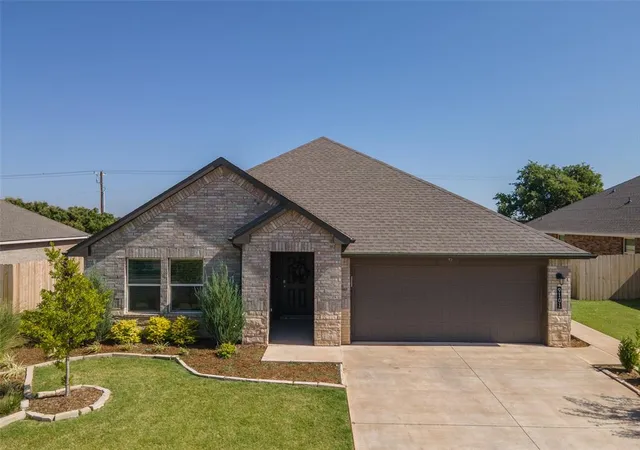 1st image of 9101 Nw 149th St, Yukon, OK 73099 | MLS# 1240808